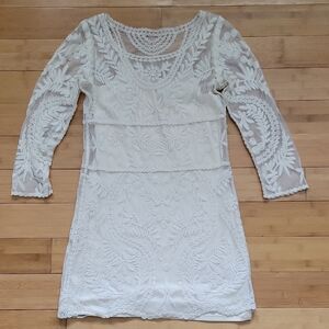 Express White Sheath Dress with 3/4 Sleeves Scoop Neck